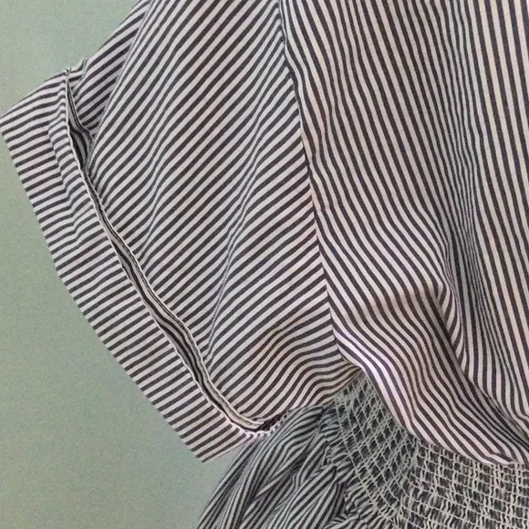 Vineyard Vines Blue and White Striped Dress - Picture 7 of 13